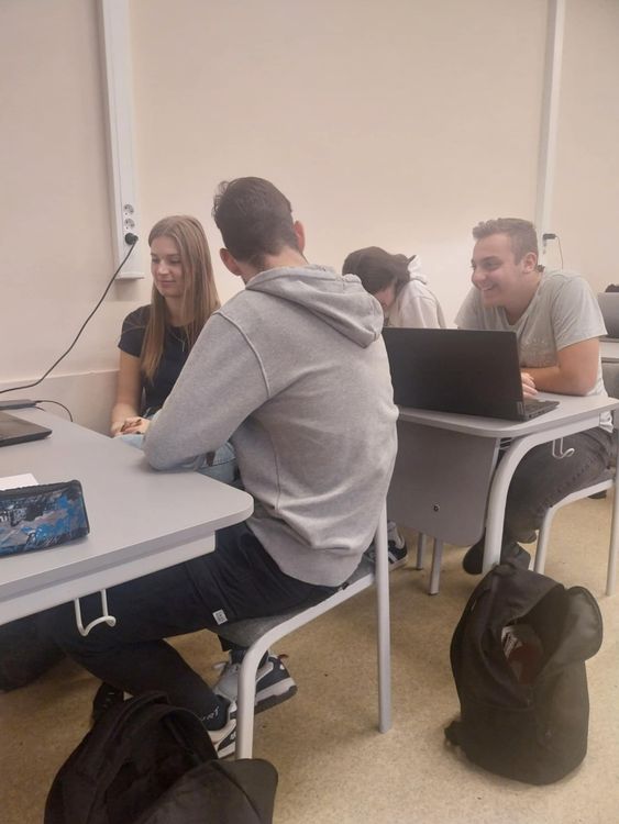 Legyél Te is Pénzügyi Junior Klasszis